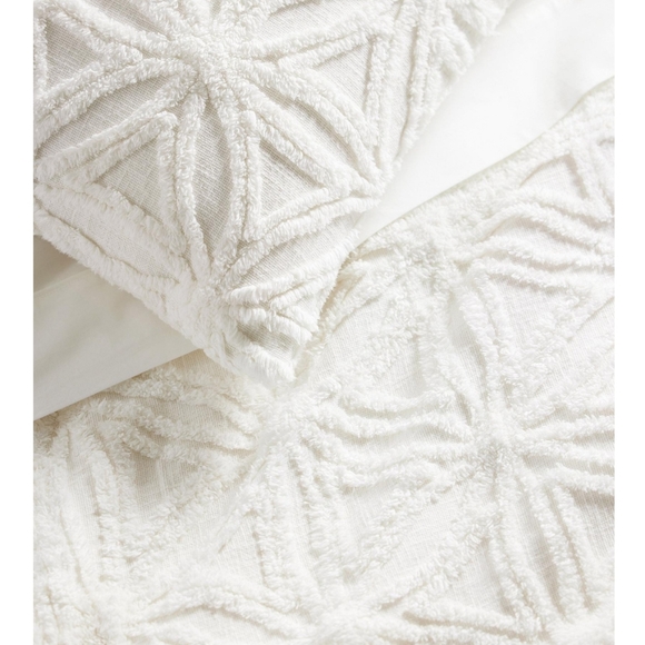 BNWT - Marion Bedspread - K/KC - White - Picture 3 of 5